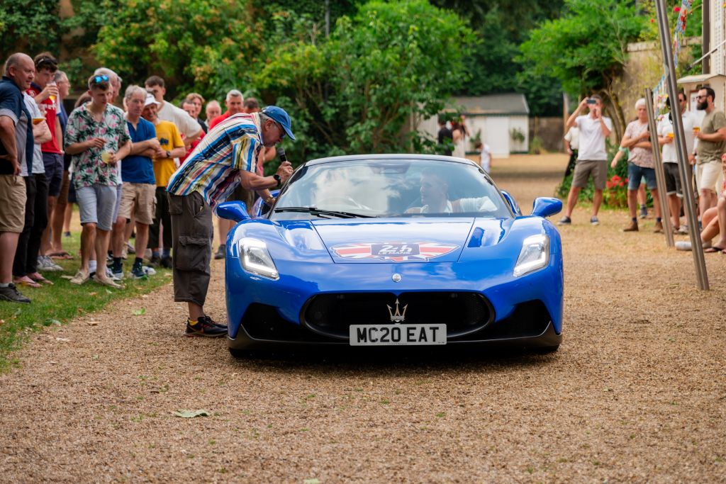 Camping Chateau De Chanteloup : Event 24h Auto 2025 Domaine De Chanteloup Sport Car Show 1