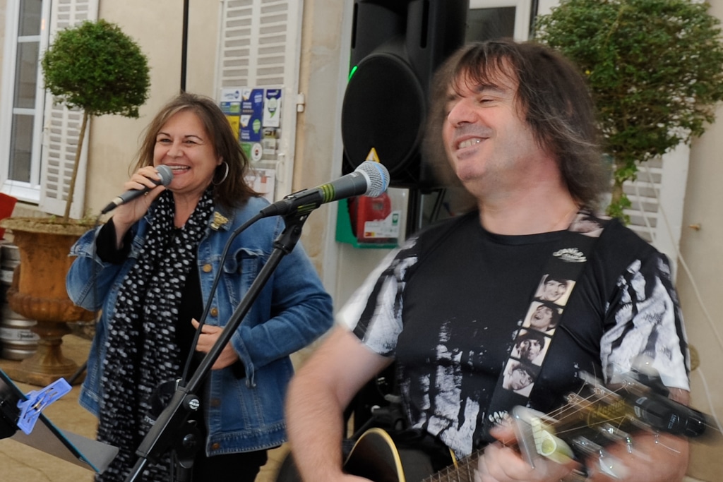 Camping 5 étoiles Château de Chanteloup - Le Mans Classic 2023 - groupe de musique Sandra Caroll