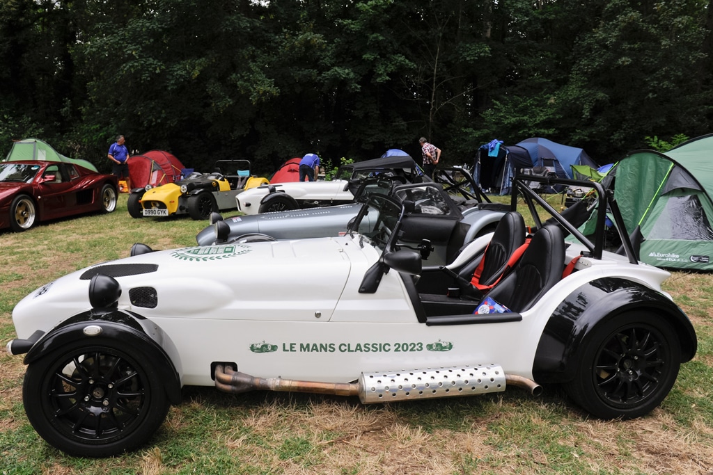Camping 5 étoiles Château de Chanteloup - Le Mans Classic 2023 - concours très belles voitures