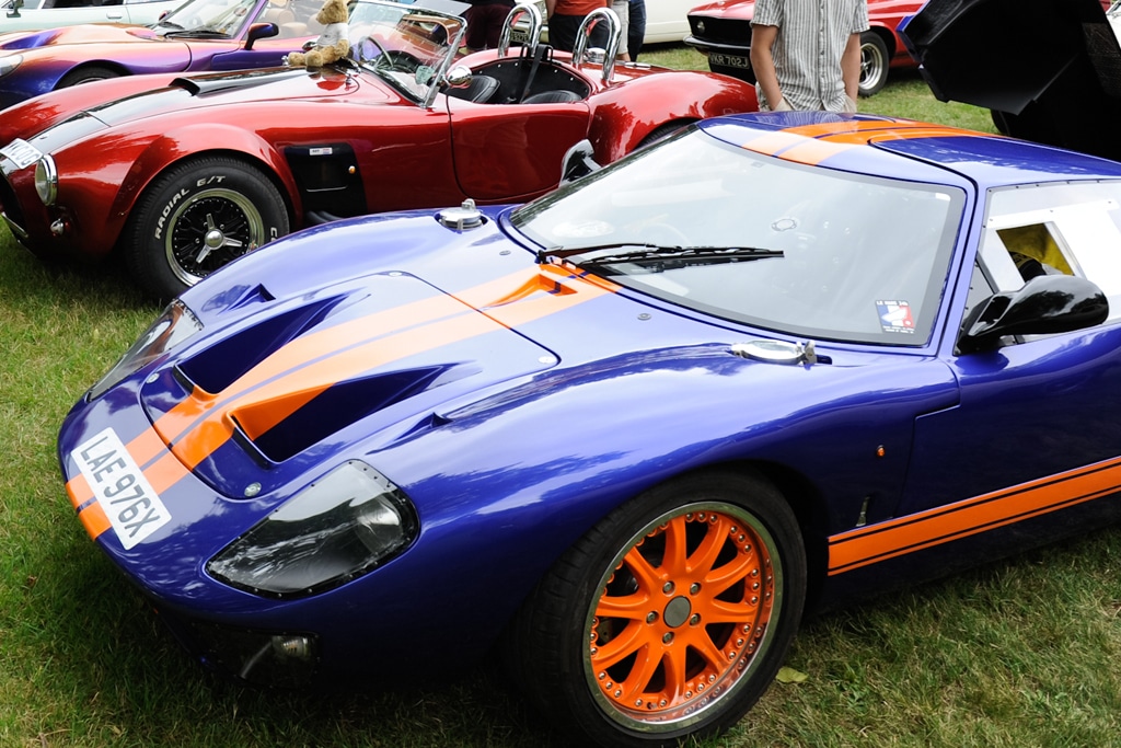 Camping 5 étoiles Château de Chanteloup - Le Mans Classic 2023 - concours très belles voitures