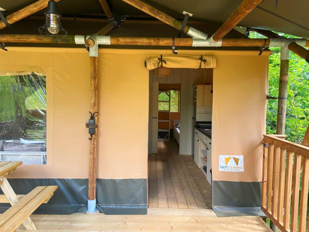 Camping Chateau De Chanteloup : Masaimara Devant Ouverture Terrasse