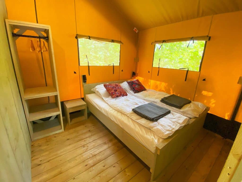 Camping Chateau De Chanteloup : Uluru Chambre Parentale