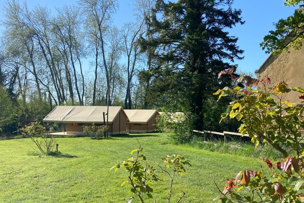 Camping Chateau De Chanteloup : Diapo Glamping Au Bord Du Lac Camping Chateau De Chanteloup
