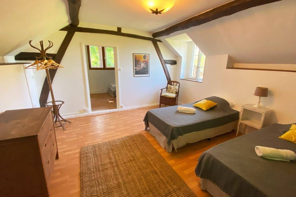 Camping Chateau De Chanteloup : Diapo Heb Maison Du Gardien Chambre Parentale