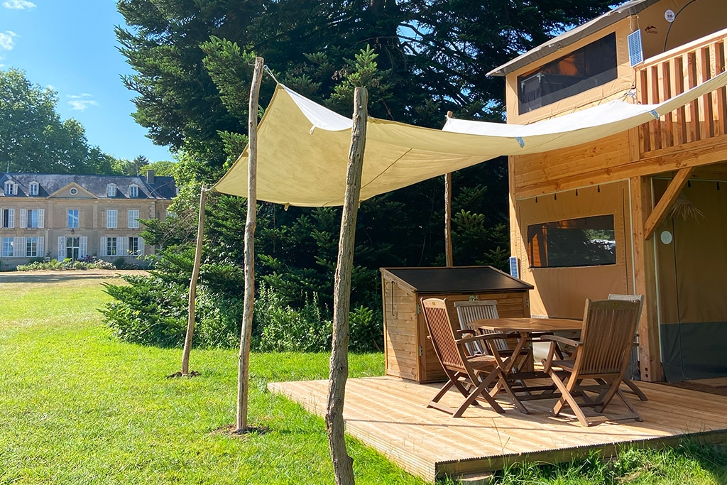 Camping Chateau De Chanteloup : Glampings Chateau De Chanteloup Vue Chateau2